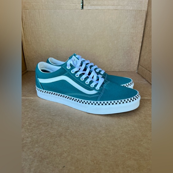 Brand new VANS ! 🏁 - Picture 4 of 6